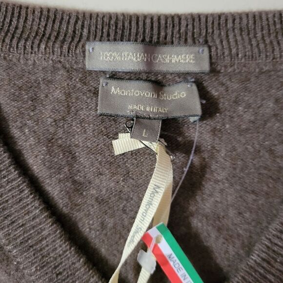 Mantovani Studio Men's Brown Cashmere V-neck Long Sleeve Sweater - Picture 5 of 15